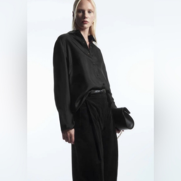 COS Pleated Barrel Leg Courdory Pants - Picture 3 of 15